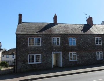 image of 2 Old Brewery Court, High Street
