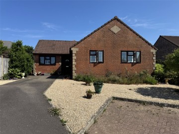 image of 14 Dening Close, Chard