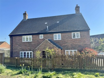 image of Manor Farm Close, Tatworth