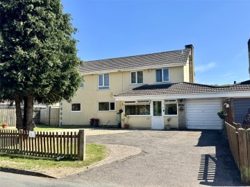 image of 4 Broadway Road, Broadway