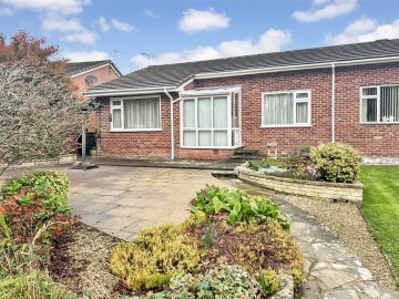 image of 113 Elm Street, Chard