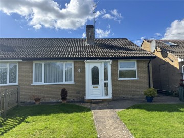 image of 5 Watermead, Tatworth