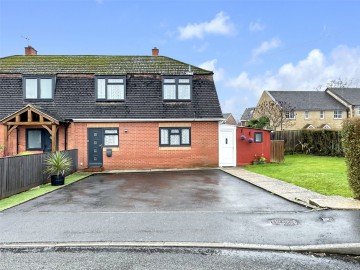 image of 17 Furzehill, Chard