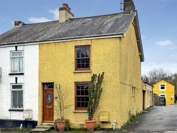 image of 79 High Street, Chard